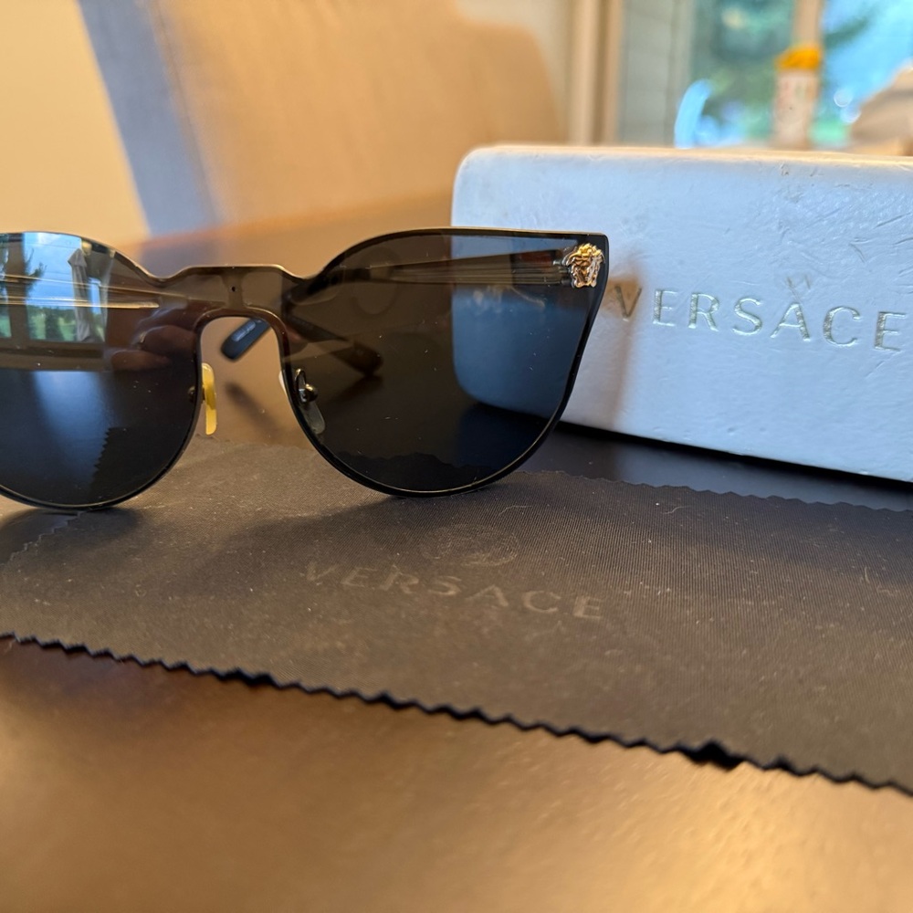 Authentic Versace 2120 Black Sunglasses with Gold Detailing